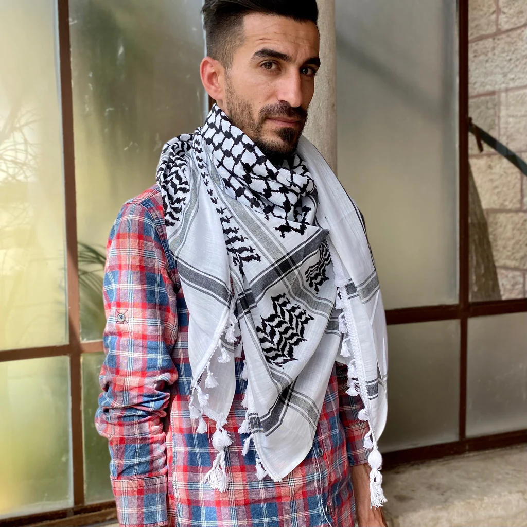 Origen, colores y significado del pañuelo palestino — Don Viajes